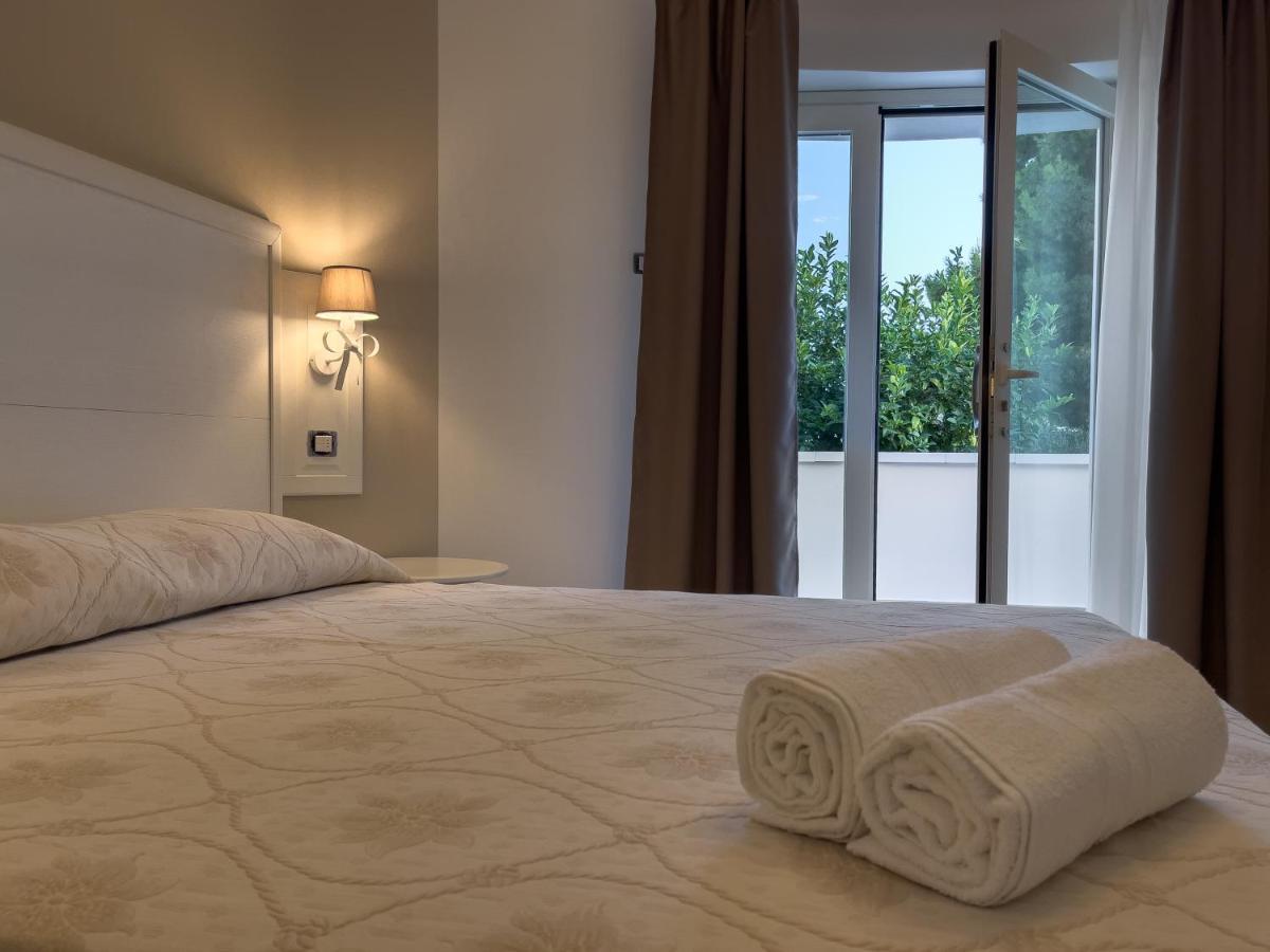 Bed and Breakfast Essenza Массафра Экстерьер фото