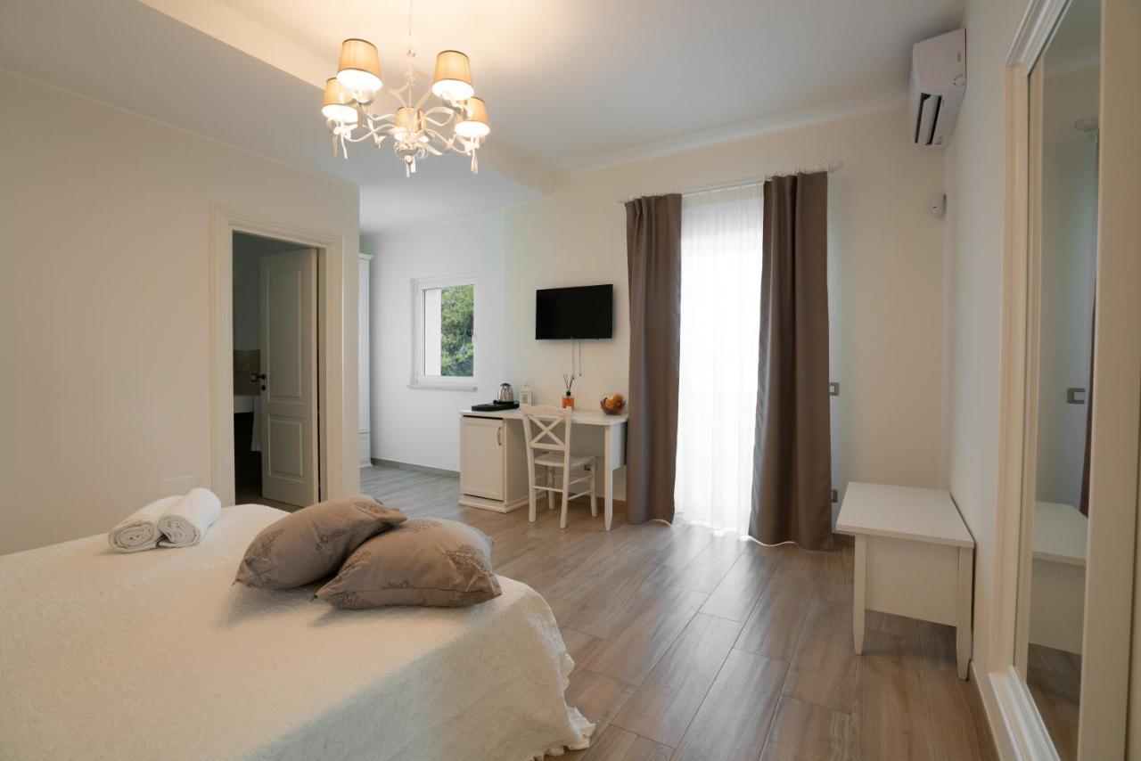 Bed and Breakfast Essenza Массафра Экстерьер фото